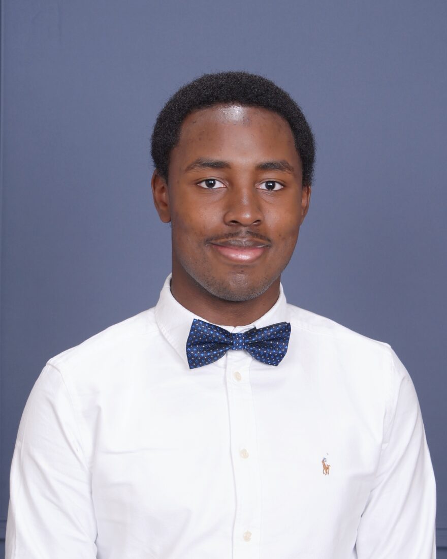 Senior headshot of a UVA student