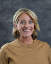 Nicole Madere headshot